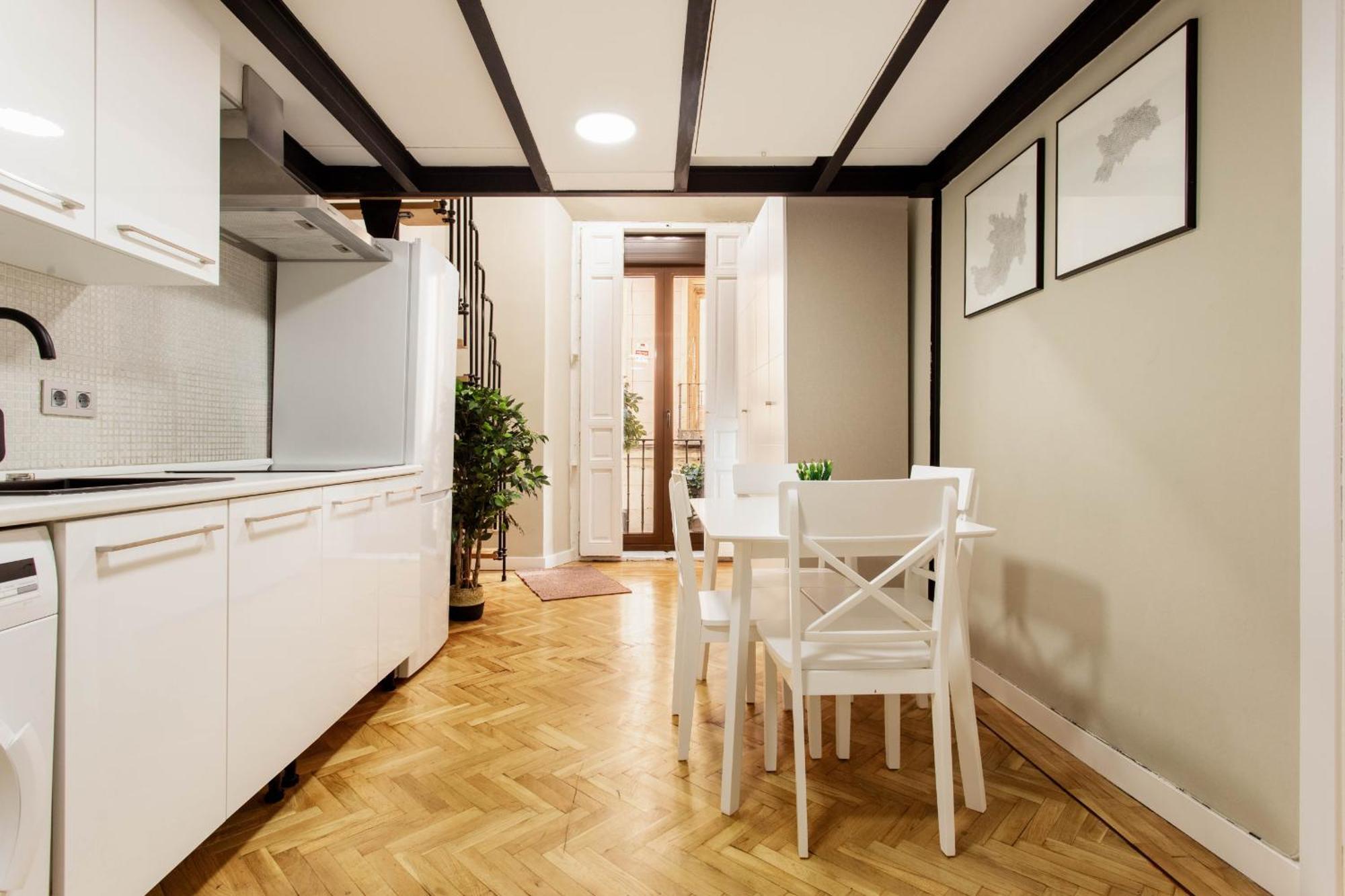 Апартаменти Tirso Loft En Мадрид Екстер'єр фото